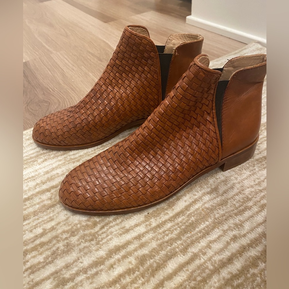 Rive Gauche Italian leather booties